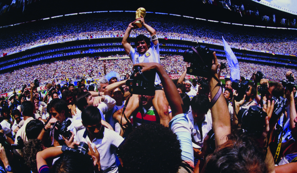 1986. 
Argentinien mit Diego Maradona krönt sich in Mexiko zum Fußball-Weltmeister. Österreich scheitert knapp in der Qualifikation.
©iStock by Getty Images